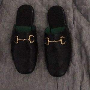 Men’s bedroom slippers